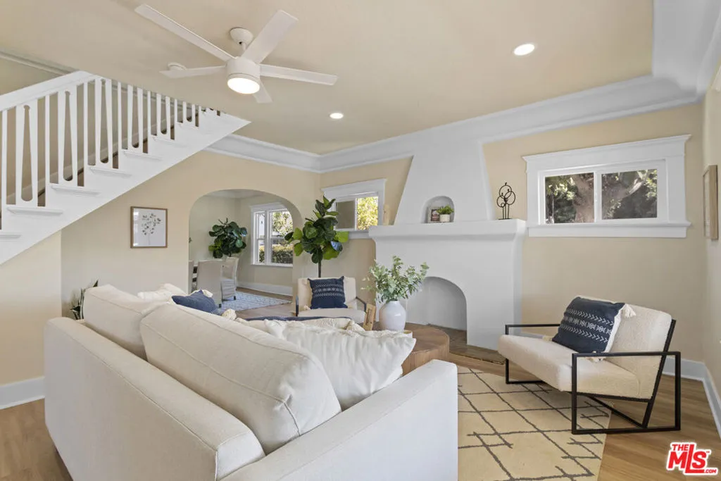 2851 Guirado Street, Los Angeles, California 90023 home-pic-3